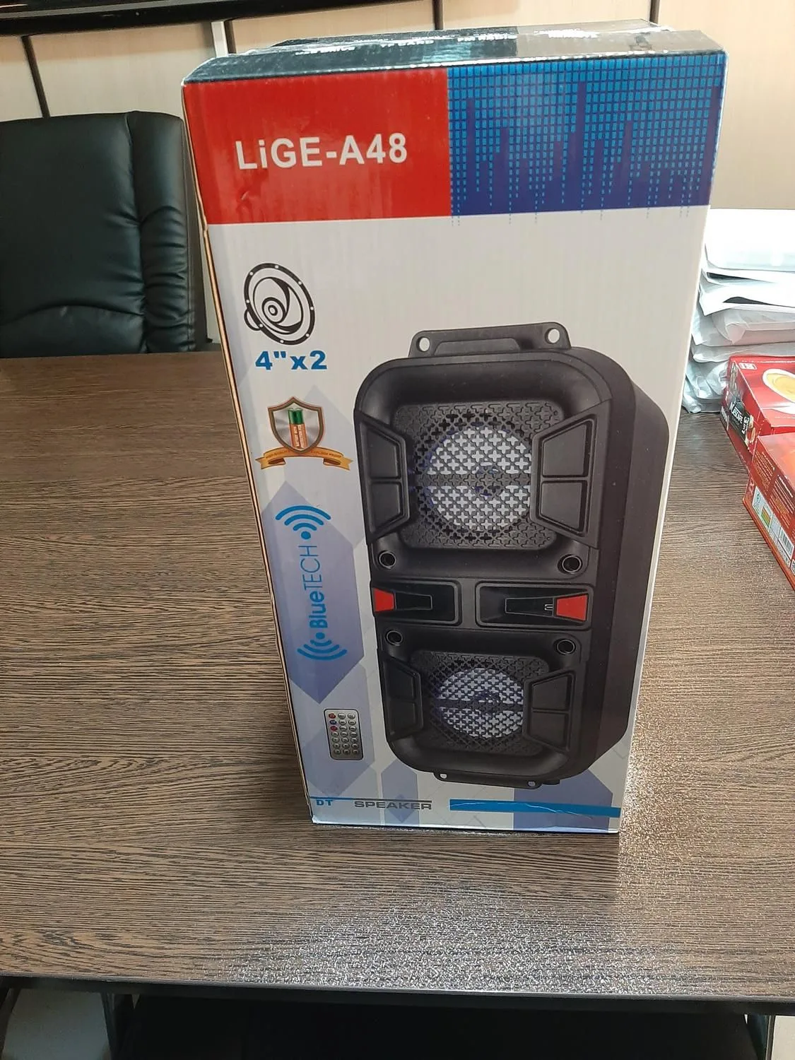 اسپیکر بلوتوثی Ligh-A48 با ریموت کنترل و افکت‌های نوری